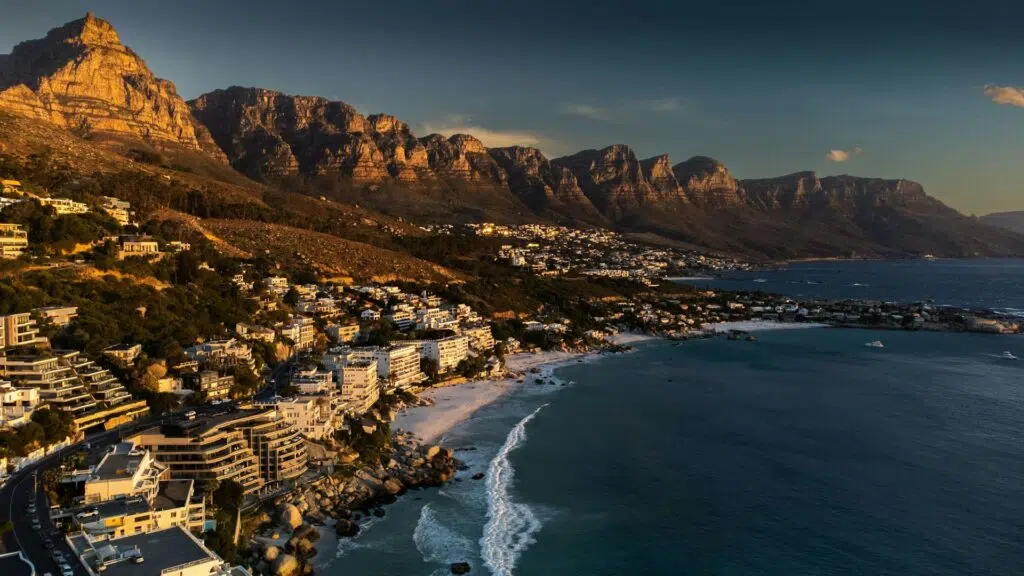 Le Cap en Afrique du Sud entre mer et montagnes