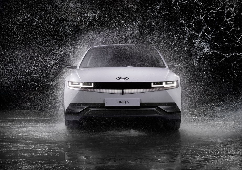 Hyundai IONIQ 3 positionnée sous les modèles électriques familiaux