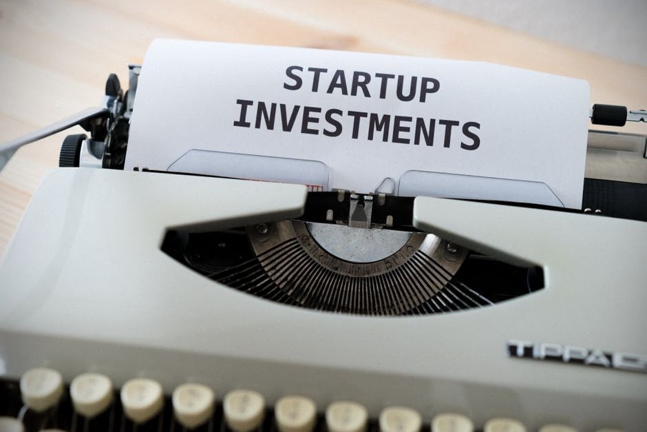 Start-up européenne d’IA préparant ses choix financiers et technologiques