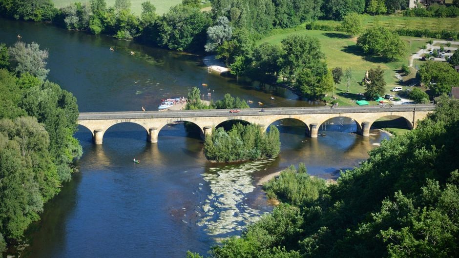 Recharge à domicile d’une voiture électrique en Dordogne
